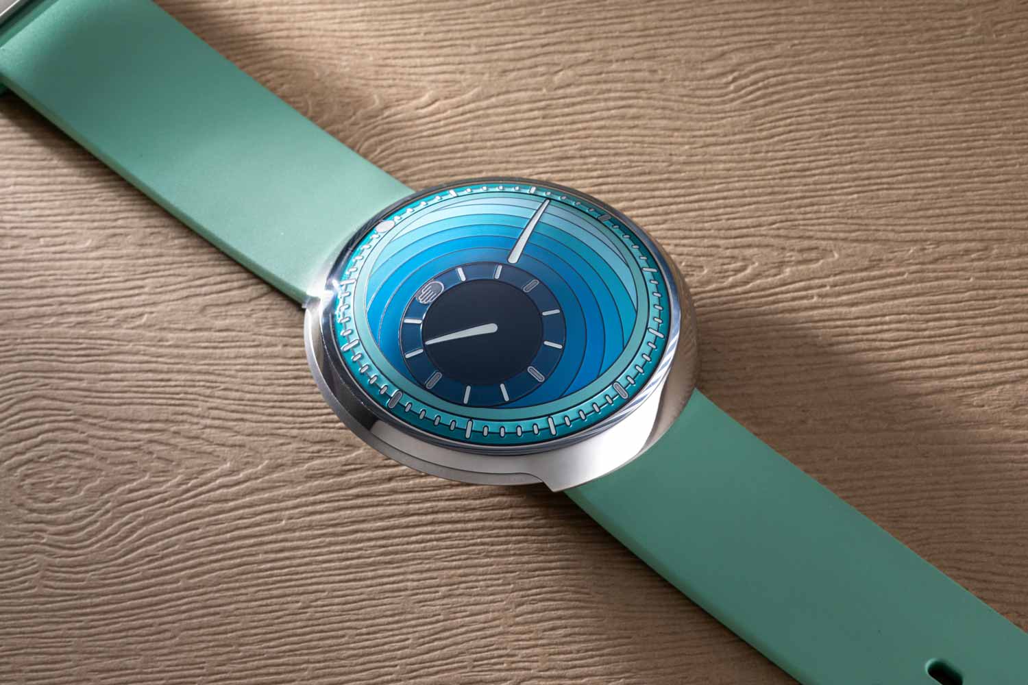 Đồng hồ Ressence Type 8 Daniel Engelberg 1 Kỳ Lân Luxury Dong ho Ressence Type 8 Daniel Engelberg 4 Đồng hồ Ressence Type 8 Daniel Engelberg