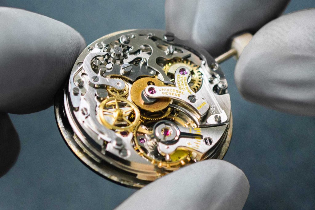 Kỳ Lân Luxury Dong ho Universal Geneve Tribute to Compax 3 Đồng hồ Universal Genève Tribute to Compax         