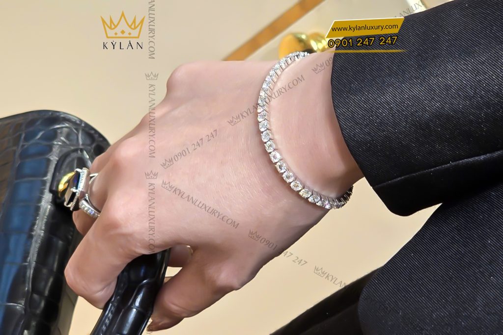 Lắc tay Tennis vàng trắng Au750 đính 40 viên kim cương
