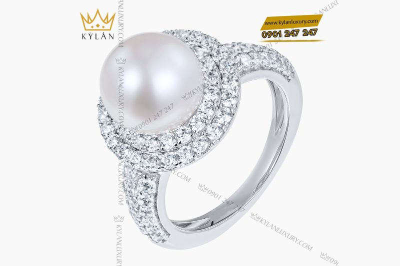 Nhẫn ngọc trai vàng trắng Au750 đính kim cương