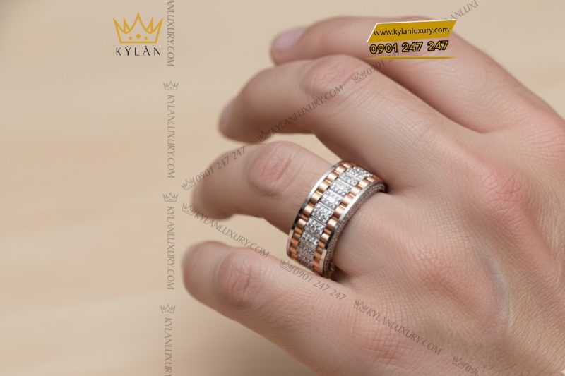 Nhẫn Rolex xoay vàng hồng Au750 đính 4 hàng kim cương