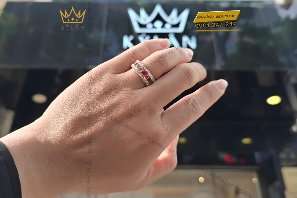 Kỳ Lân Luxury Nhan nam vang hong Au750 dinh kim cuong va da quy 9 1 Nhẫn nam vàng hồng Au750 đính kim cương và đá quý