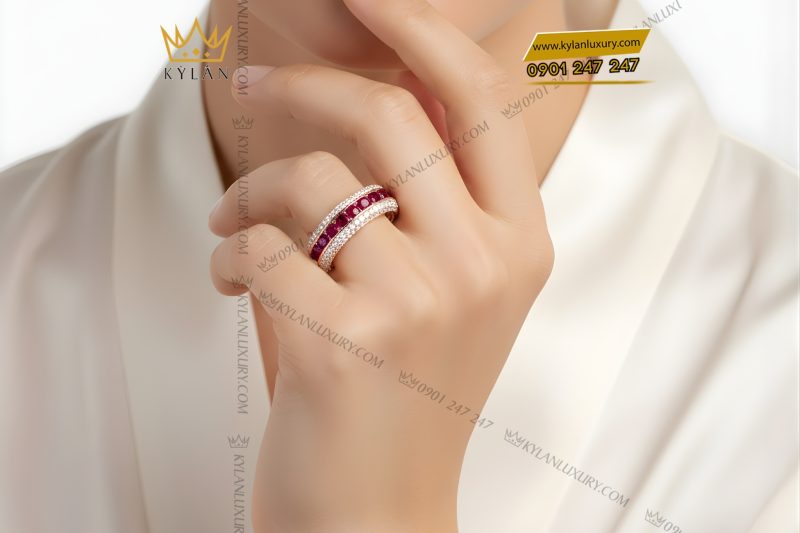 Nhẫn nữ vàng hồng Au750 đính kim cương và đá ruby đỏ