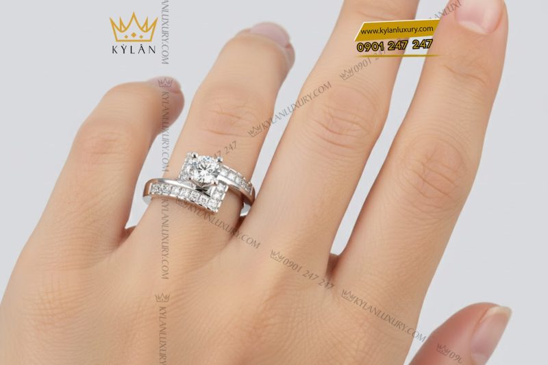 Nhẫn nữ vàng trắng Au750 đính kim cương