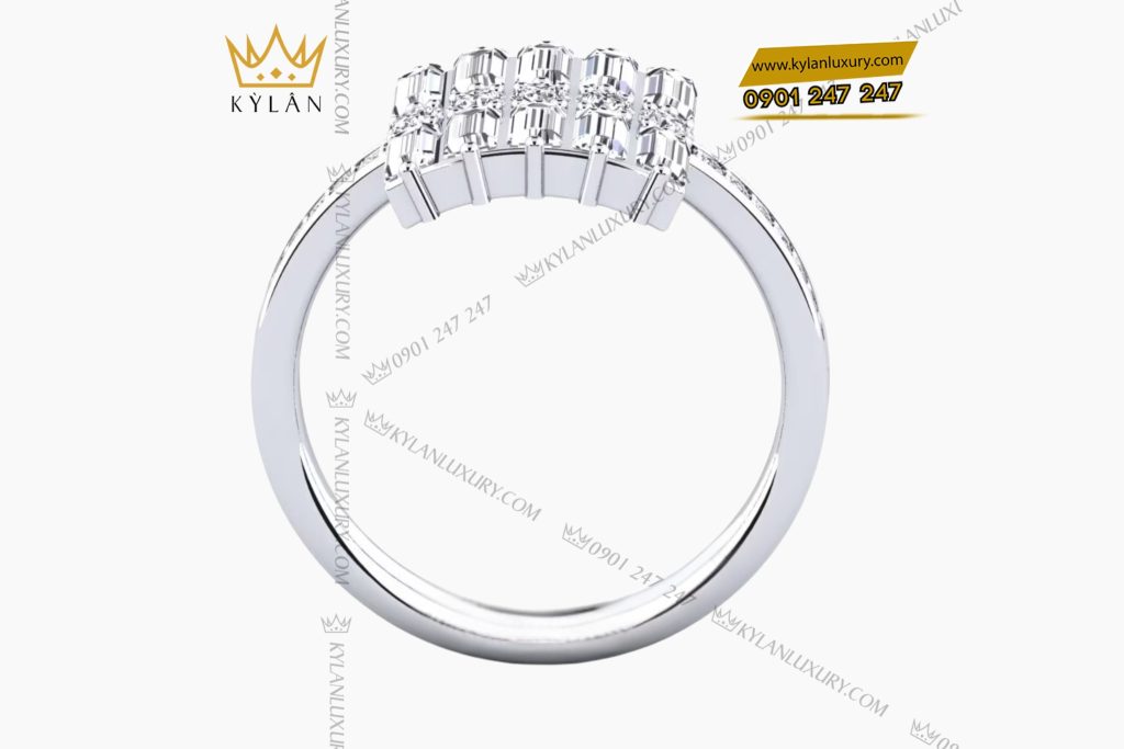 Nhẫn nữ vàng trắng Au750 đính kim cương Baguette 10 Kỳ Lân Luxury Nhan nu vang trang Au750 dinh kim cuong Baguette 6 Nhẫn nữ vàng trắng Au750 đính kim cương Baguette