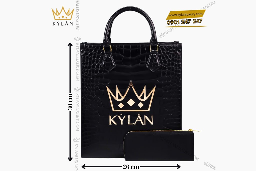 Túi xách full da cá Alligator black đính logo vương miện KY LAN 