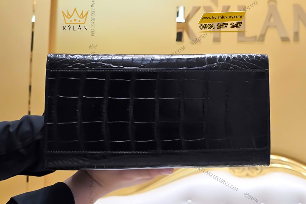 Kỳ Lân Luxury Tui xach full da ca Alligator black dinh logo vuong mien KY LAN 7 Túi xách full da cá Alligator black đính logo vương miện KY LAN