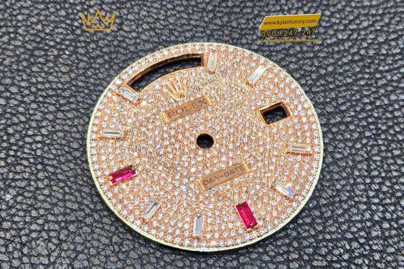 Mặt đồng hồ Rolex Day Date vàng hồng custom kim cương & Ruby