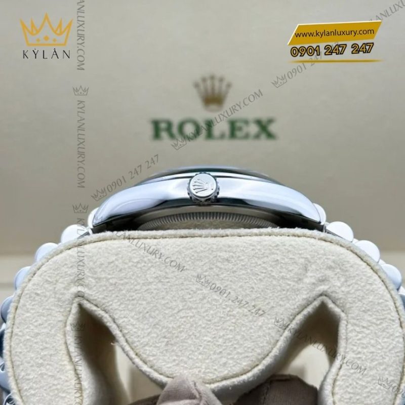 Đồng hồ Rolex Datejust 36 mặt số đen 126200-0003