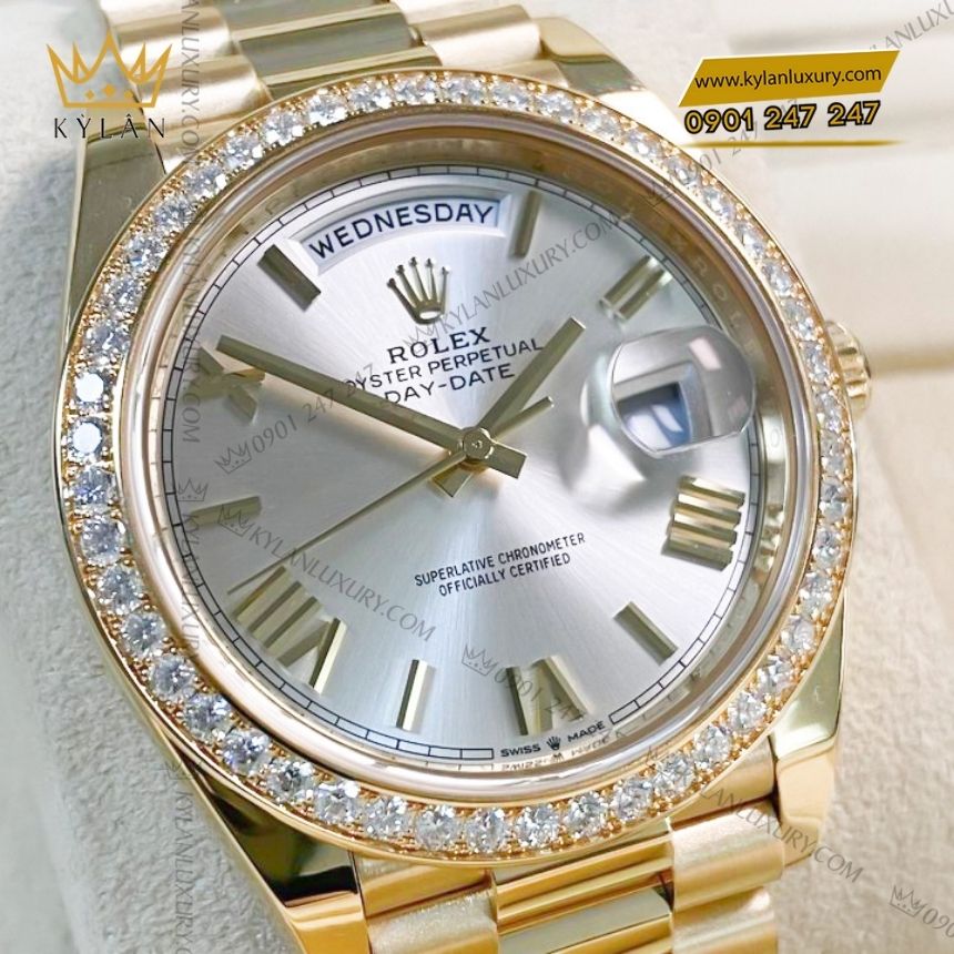 Kỳ Lân Luxury rolex day date 40 bac la ma 228348rbr 0007 9 Đồng hồ Rolex Day-Date 40 mặt bạc La Mã vành kim 228348RBR-0007