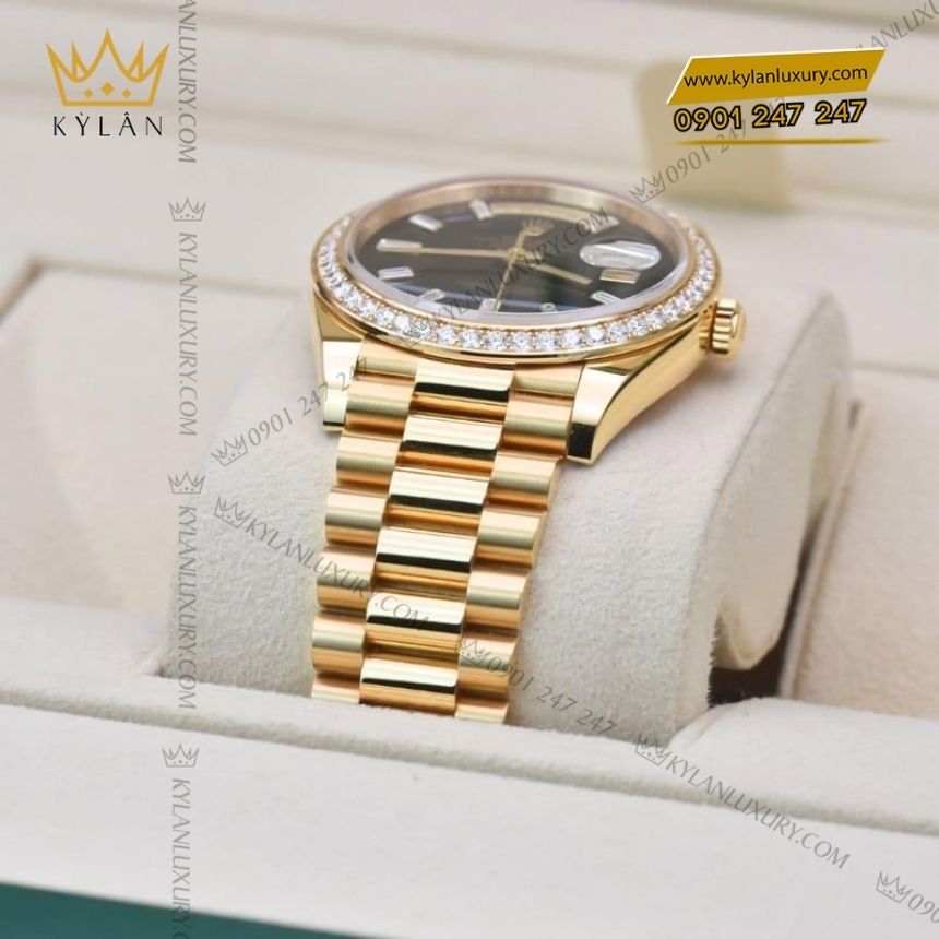 Kỳ Lân Luxury rolex day date 40 den kim cuong 228348rbr 0001 3 Đồng hồ Rolex Day-Date 40 mặt đen đính kim cương 228348RBR-0001