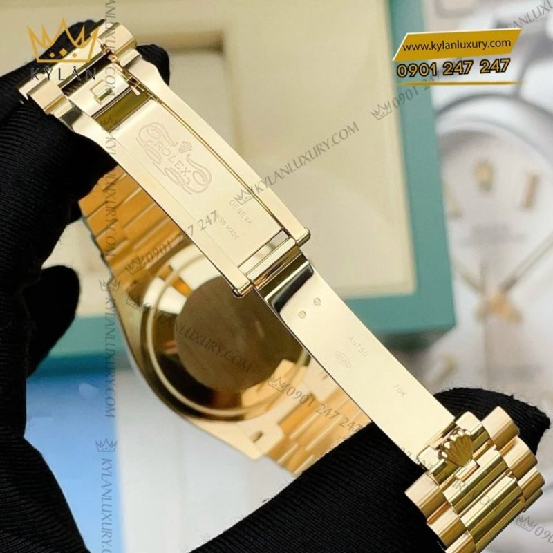 Đồng hồ Rolex Day-Date 40 mặt đen đính kim cương 228348RBR-0001