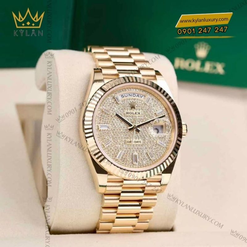 Đồng hồ Rolex Day‑Date 40 vàng vàng mặt kim cương 228238-0054