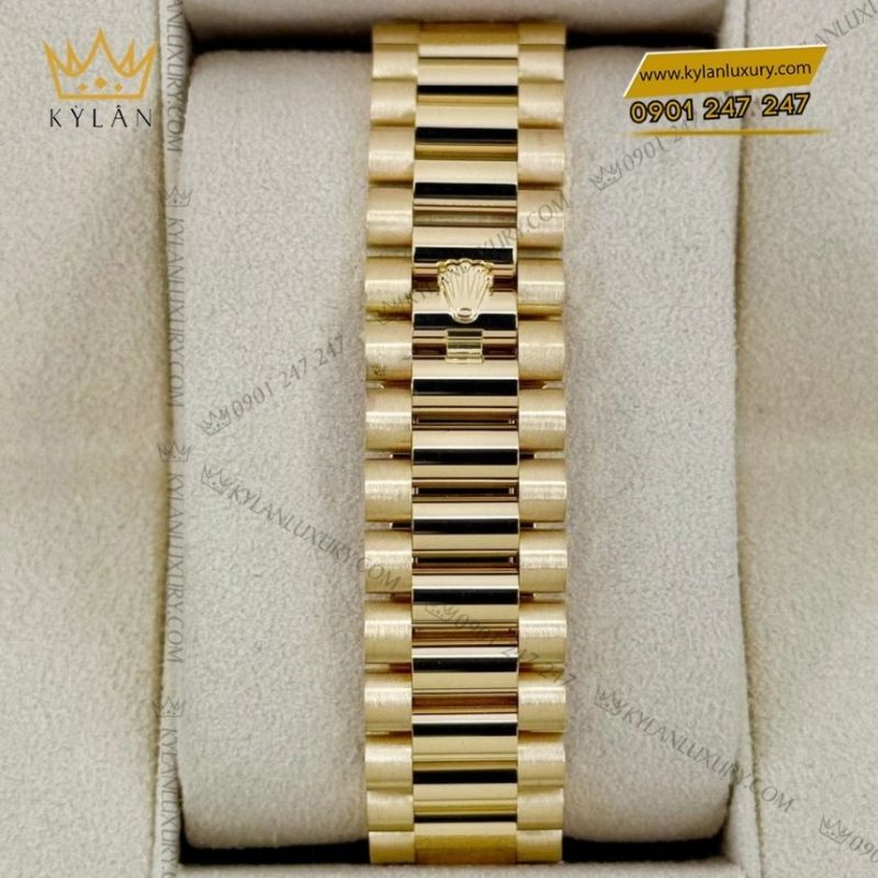 Đồng hồ Rolex Day‑Date 40 vàng vàng MOP 228238-0071