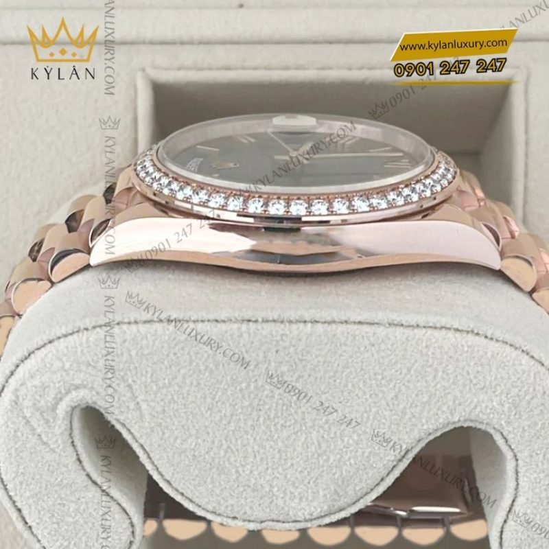 Đồng hồ Rolex Day-Date 40 olive kim cương 228345RBR-0011