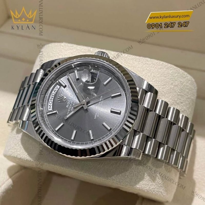 Đồng hồ Rolex Day-Date 40 xám sunray 228239-0060