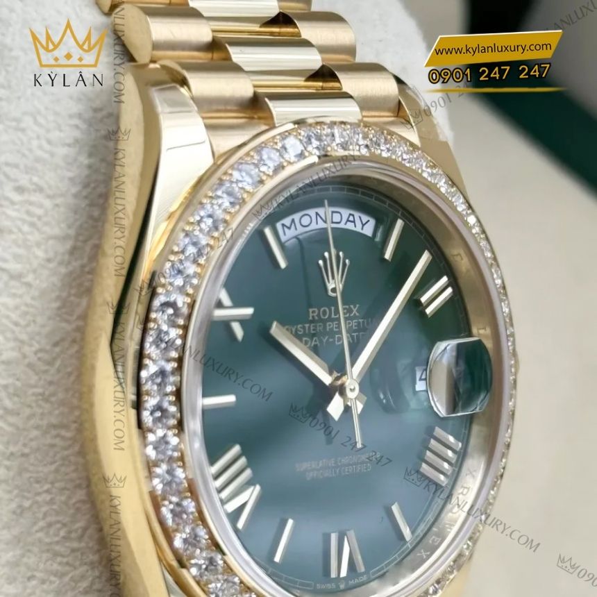 Kỳ Lân Luxury rolex day date 40 xanh la ma 228348rbr 0040 2 Đồng hồ Rolex Day-Date 40 xanh lá La Mã 228348RBR-0040