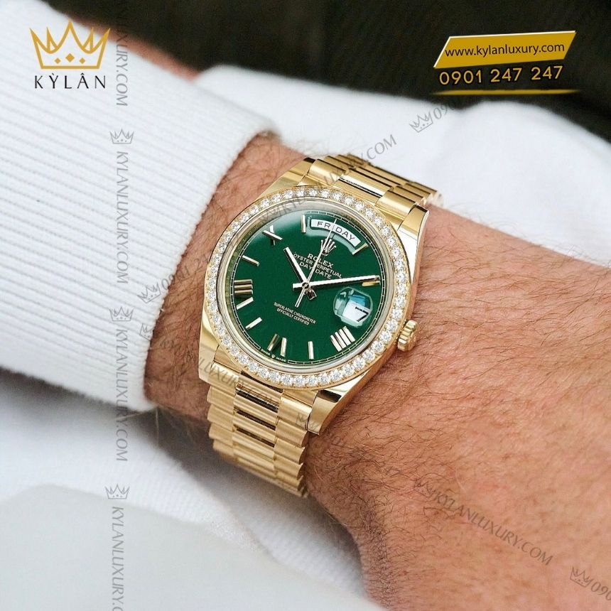 Kỳ Lân Luxury rolex day date 40 xanh la ma 228348rbr 0040 4 Đồng hồ Rolex Day-Date 40 xanh lá La Mã 228348RBR-0040