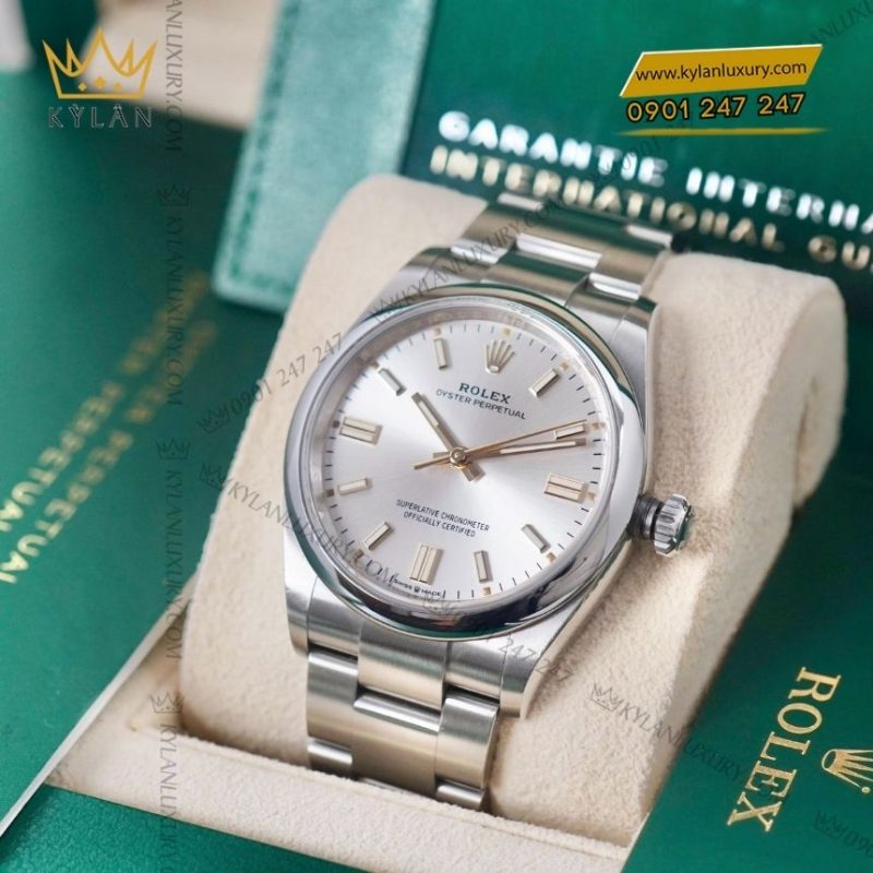 Đồng hồ Rolex Oyster Perpetual 36 mặt số bạc 126000-0001