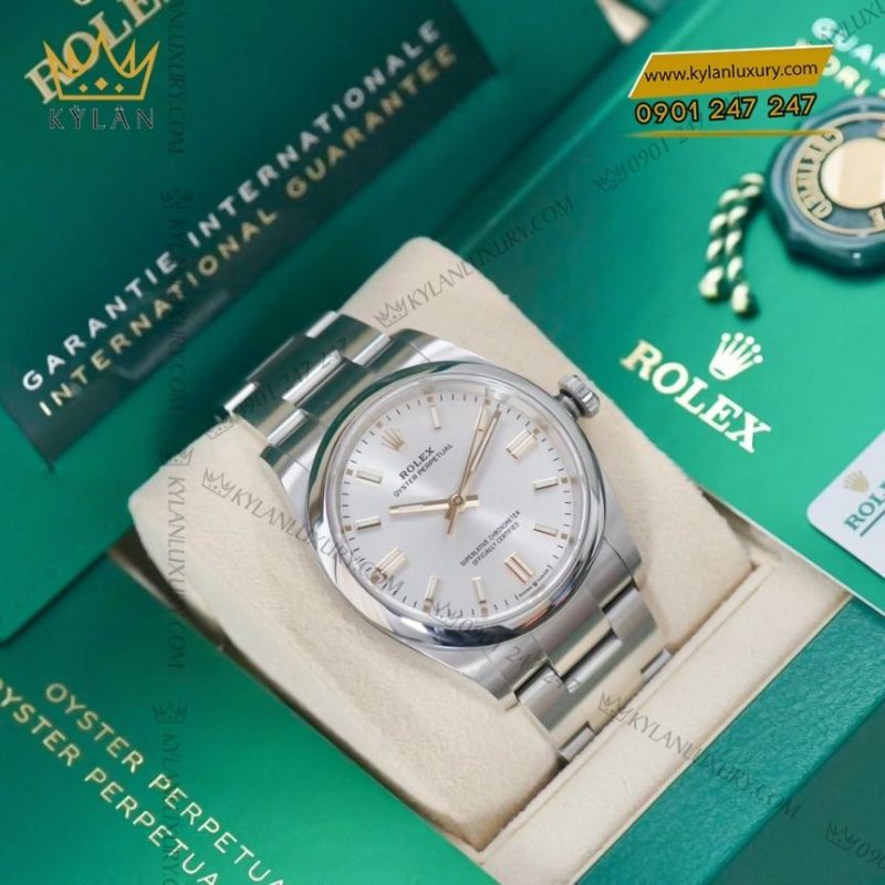 Đồng hồ Rolex Oyster Perpetual 36 mặt số bạc 126000-0001