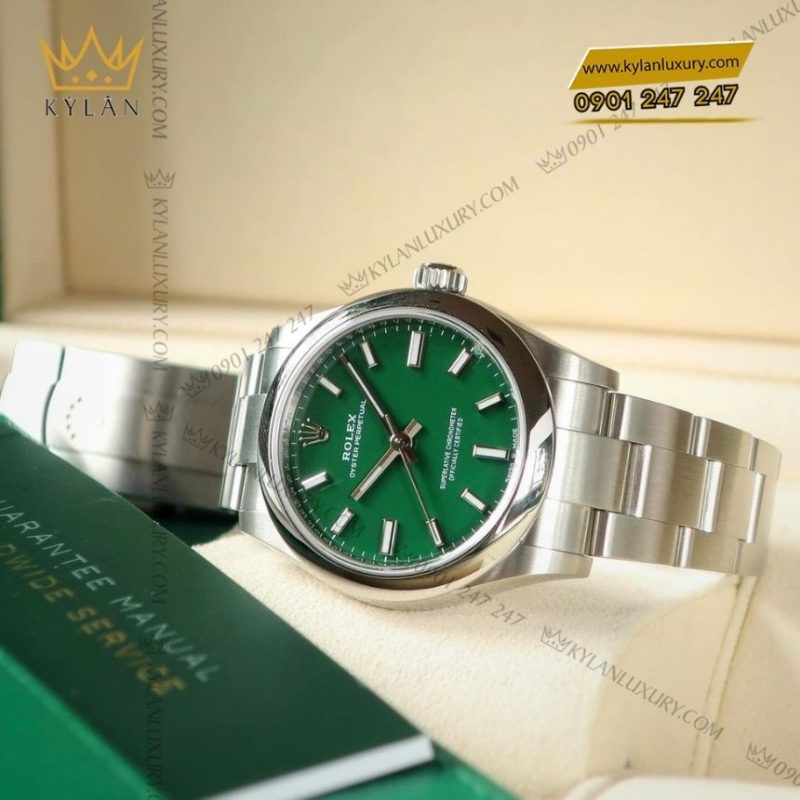 Đồng hồ Rolex Oyster Perpetual 36 mặt xanh lục 126000-0005