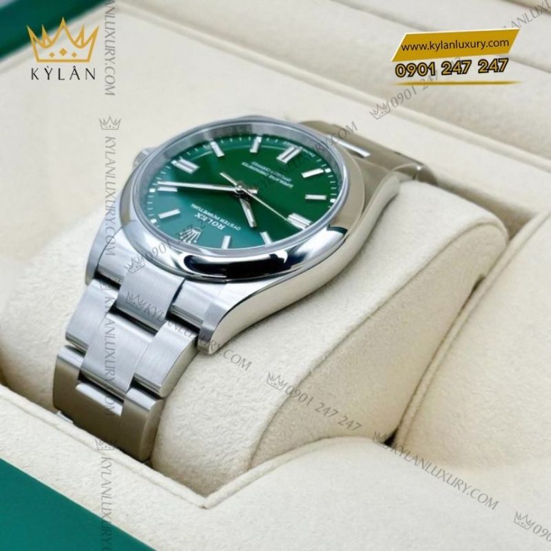 Đồng hồ Rolex Oyster Perpetual 36 mặt xanh lục 126000-0005