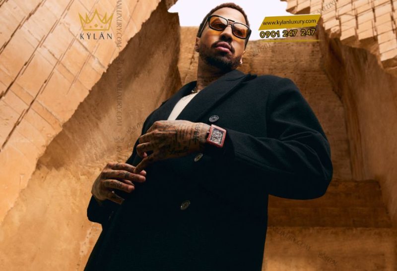 Phiên bản Richard Mille RM 16-02 bằng Quartz TPT màu terracotta