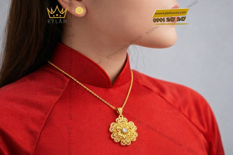 Bông tai Hoa Mai vàng Au750 đính kim cương