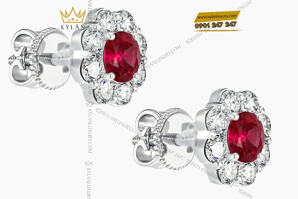 Bông tai vàng trắng Au750 đính kim cương và đá quý đỏ 3 Bông tai vàng trắng Au750 đính kim cương và đá quý đỏ