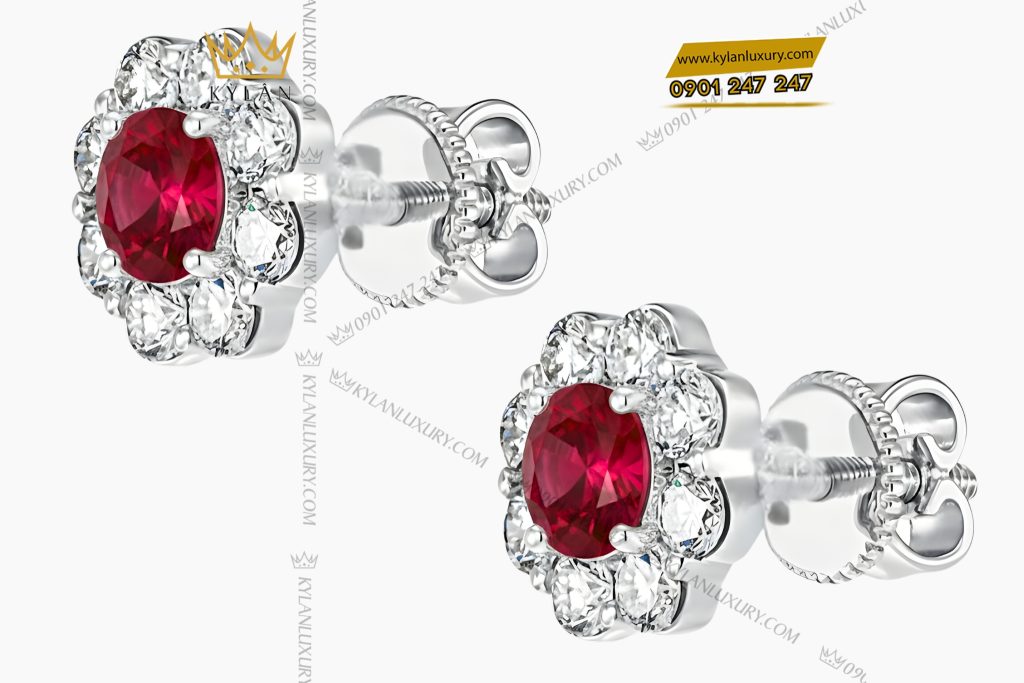 Bông tai vàng trắng Au750 đính kim cương và đá quý đỏ 8 Kỳ Lân Luxury Bong tai vang trang Au750 dinh kim cuong va da quy do 4 Bông tai vàng trắng Au750 đính kim cương và đá quý đỏ