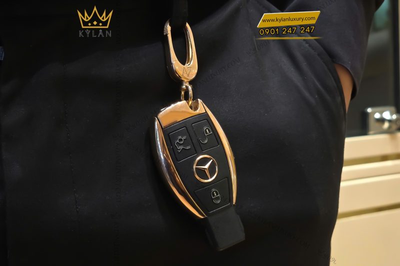 Chìa khóa xe Mercedes vàng hồng Au750 đính kim cương
