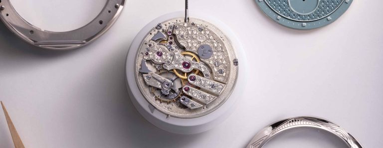 Đồng hồ Parmigiani La Ravenale Minute Repeater 1 Kỳ Lân Luxury Dong ho Parmigiani La Ravenale Minute Repeater2 Đồng hồ Parmigiani La Ravenale Minute Repeater