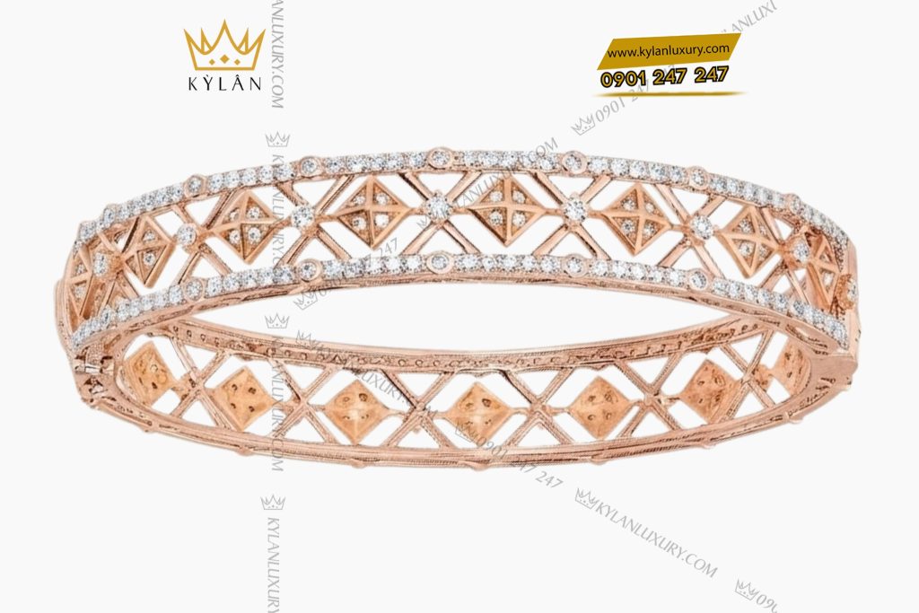 Lắc tay vàng hồng Au750 đính kim cương 10 Kỳ Lân Luxury Lac tay vang hong Au750 dinh kim cuong 4 2 Lắc tay vàng hồng Au750 đính kim cương
