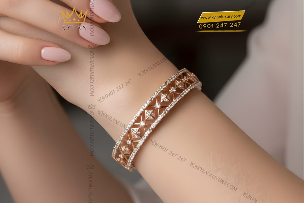 Lắc tay vàng hồng Au750 đính kim cương 4 Lắc tay vàng hồng Au750 đính kim cương