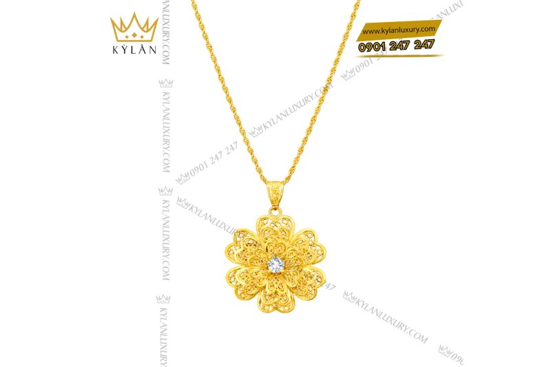 Mặt dây chuyền Hoa Mai vàng Au750 đính kim cương