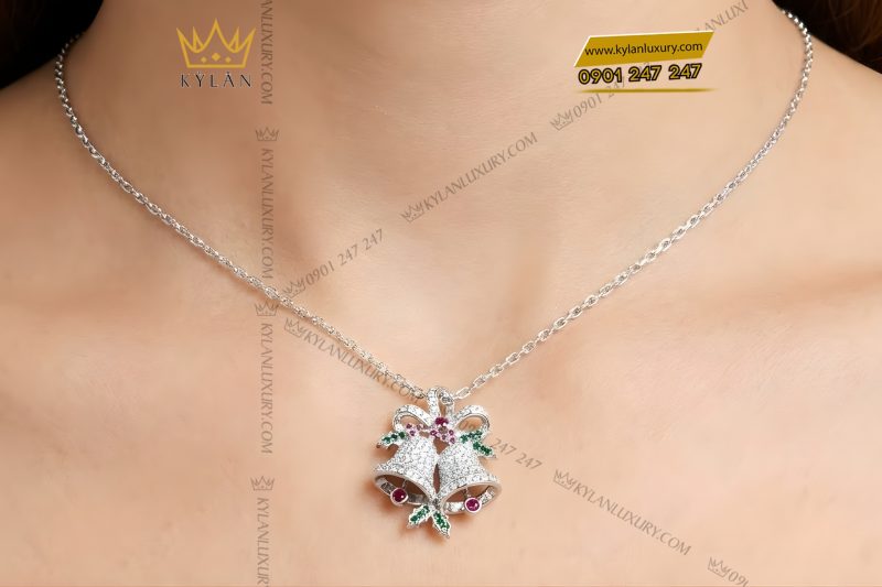 Mặt dây chuyền chuông vàng trắng Au750 đính kim cương và đá quý