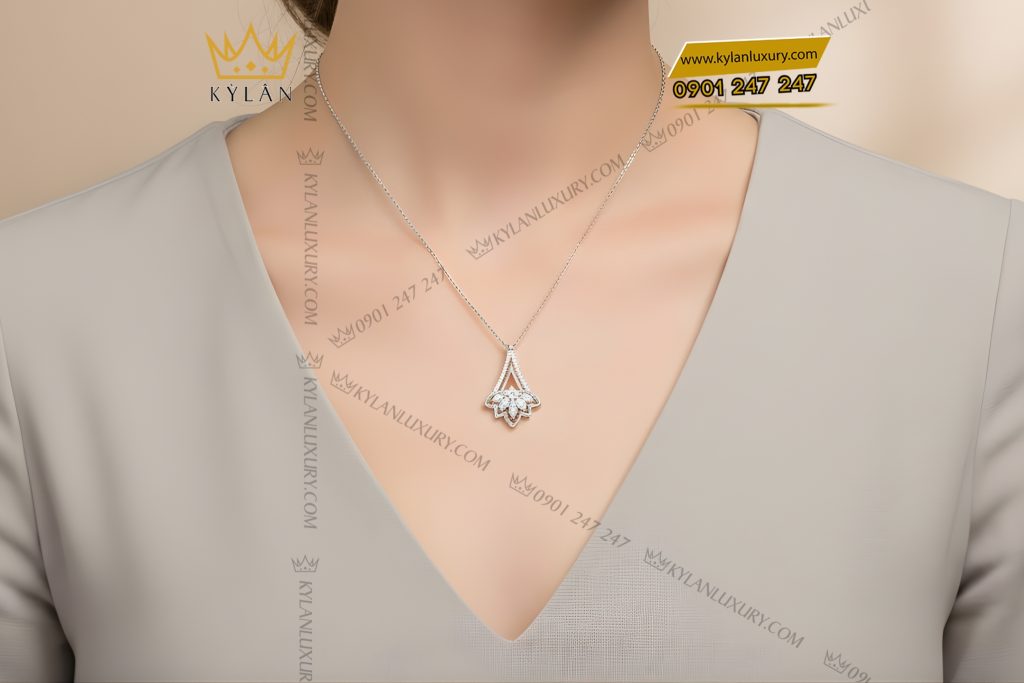 Kỳ Lân Luxury Mat day chuyen vang trang Au750 dinh kim cuong 8 Mặt dây chuyền vàng trắng Au750 đính kim cương