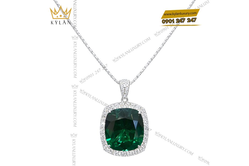 Kỳ Lân Luxury Mat day chuyen vang trang Au750 dinh kim cuong va da ngoc luc bao 3 Mặt dây chuyền vàng trắng Au750 đính kim cương và đá ngọc lục bảo