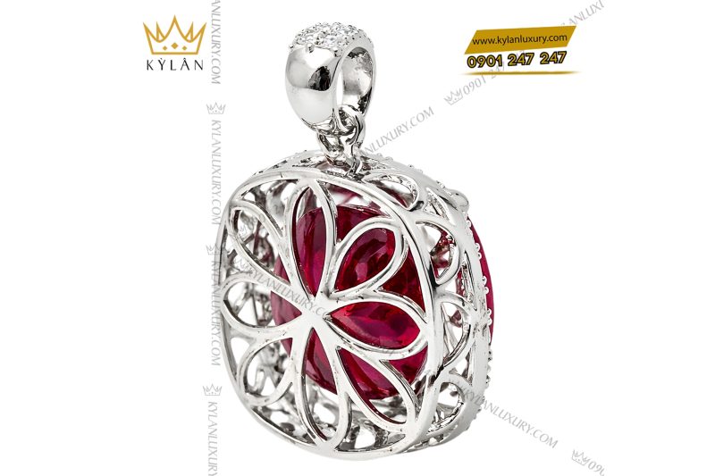 Mặt dây chuyền vàng trắng Au750 đính kim cương và sapphire đỏ