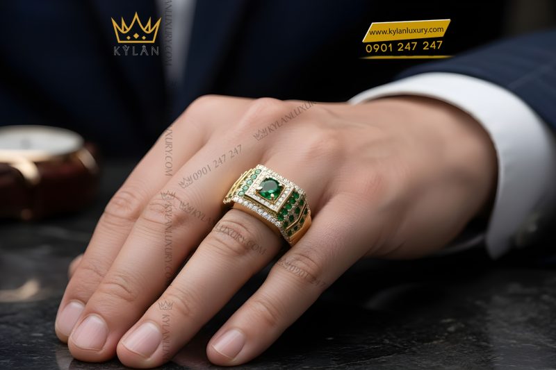 Nhẫn nam vàng Au750 đính kim cương và đá quý xanh