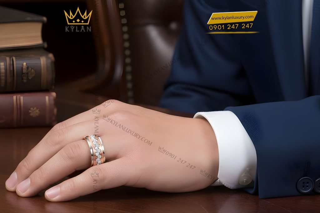 Nhẫn nam vàng hồng Au750 đính kim cương 7 Nhẫn nam vàng hồng Au750 đính kim cương