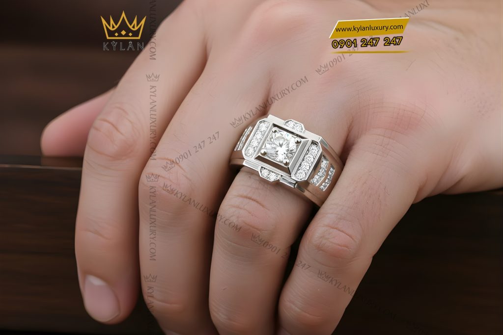 Nhẫn nam vàng trắng Au750 đính kim cương 14 Kỳ Lân Luxury Nhan nam vang trang Au750 dinh kim cuong 9 Nhẫn nam vàng trắng Au750 đính kim cương