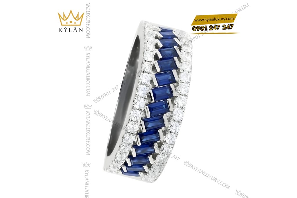 Nhẫn nam vàng trắng Au750 đính kim cương và đá quý 12 Kỳ Lân Luxury Nhan nam vang trang Au750 dinh kim cuong va da quy 3 Nhẫn nam vàng trắng Au750 đính kim cương và đá quý