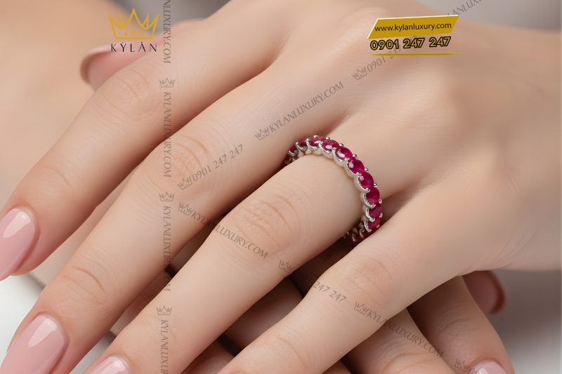 Nhẫn nữ vàng trắng Au750 đính đá ruby