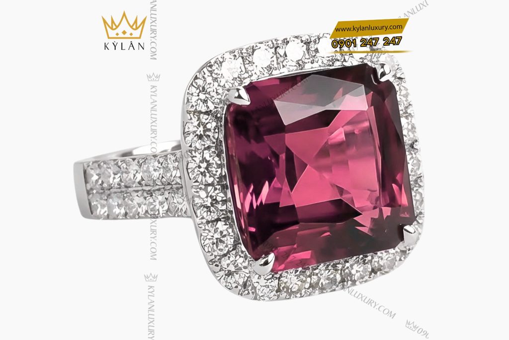 Nhẫn nữ vàng trắng Au750 đính kim cương và đá quý hồng 2 Nhẫn nữ vàng trắng Au750 đính kim cương và đá quý hồng