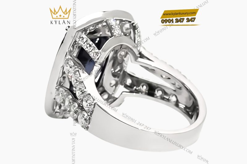 Nhẫn nữ vàng trắng Au750 đính kim cương và đá sapphire xanh