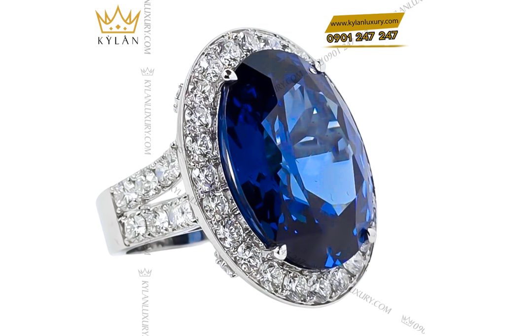 Nhẫn nữ vàng trắng Au750 đính kim cương và đá sapphire xanh 11 Kỳ Lân Luxury Nhan nu vang trang Au750 dinh kim cuong va da sapphire xanh 4 Nhẫn nữ vàng trắng Au750 đính kim cương và đá sapphire xanh