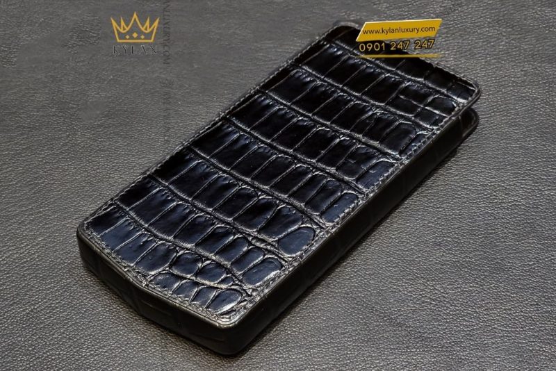 Bao da Vertu Agent Q da cá Alligator đen