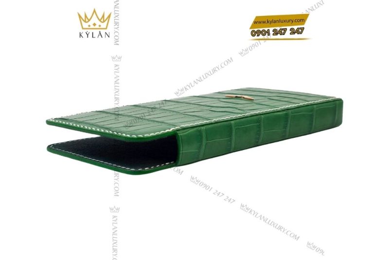 Bao da Vertu Agent Q da cá Alligator xanh lá