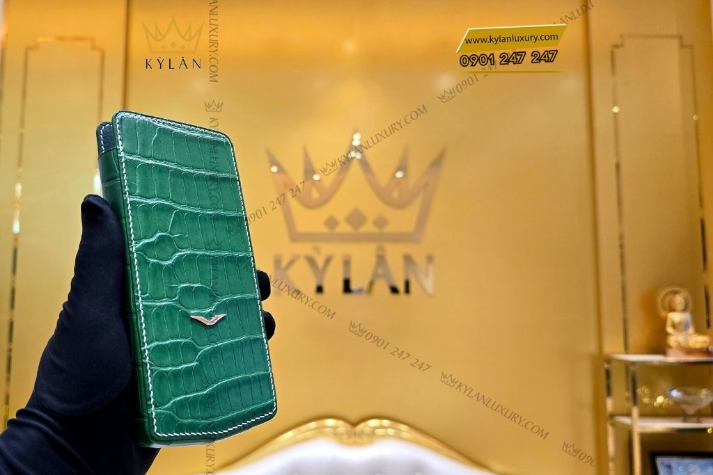 Kỳ Lân Luxury bao da vertu agent q da ca alligator xanh la 2 Bao da Vertu Agent Q da cá Alligator xanh lá